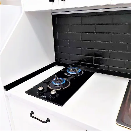 Glorious Near The Old Apartman