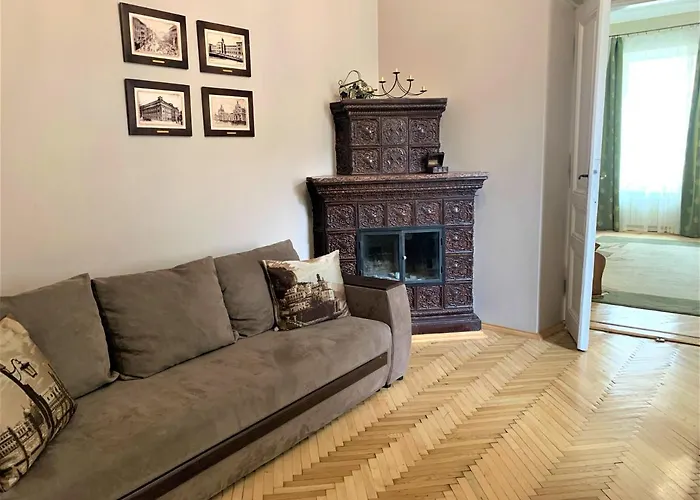 Glorious Near The Old Апартаменты *