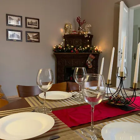 Glorious Near The Old Apartamento Leópolis