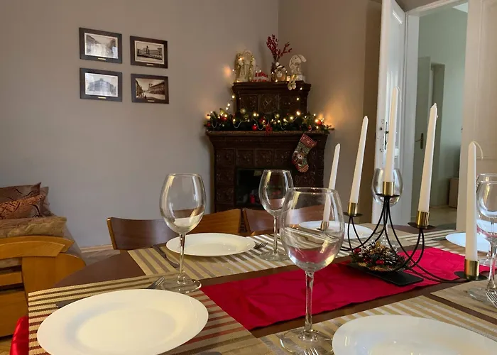 Glorious Near The Old Apartamento Leópolis